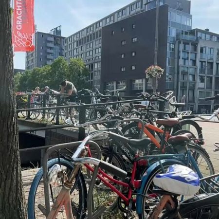 Amsterdam pushes more cars out, but still there’s not enough room