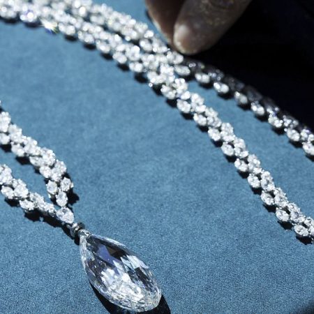 Christie’s cancels sale of Nazi heiress’ jewels