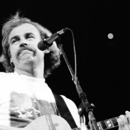 Jimmy Buffett, Roguish Bard of Island Escapism, Is Dead at 76