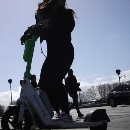 Paris becomes the first European capital to ban self-service electric scooters