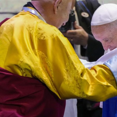 Pope joins shamans, monks and evangelicals to highlight Mongolia’s faith diversity, harmony