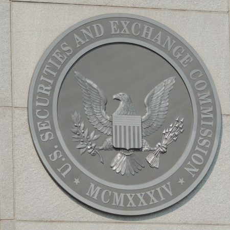 SEC Could Prepare Alternative Arguments to Reject Spot Bitcoin ETFs: Berenberg