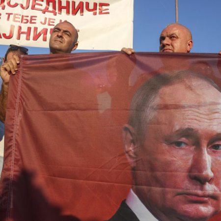 Supporters of Bosnian Serb President Milorad Dodik stage protest with Putin flags