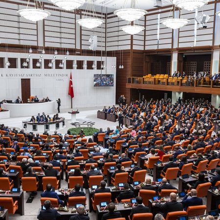 Sosyal Demokrat Halkçı Parti yeniden siyasette… SHP kurucularının isimleri belli oldu